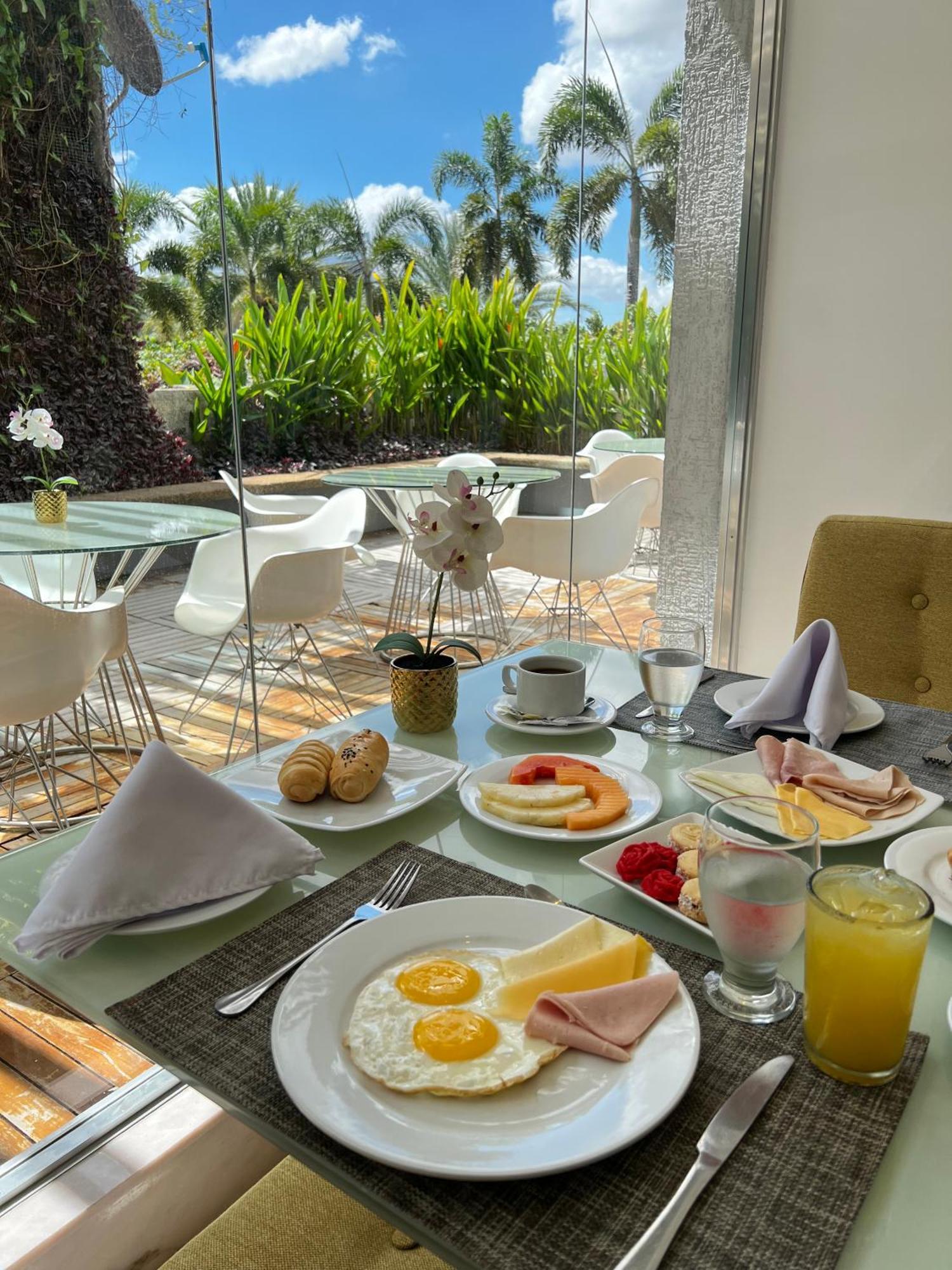 Rosa Bela Hotel & Convention Center Puerto Ordaz المظهر الخارجي الصورة